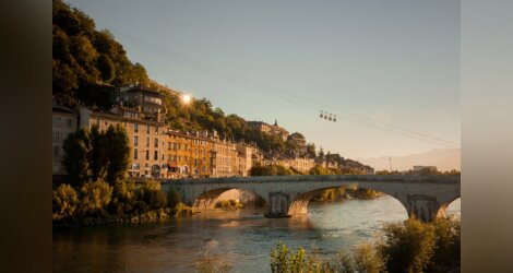 Tourisme à Grenoble  : les cinq spots de l'Isère à découvrir cet été